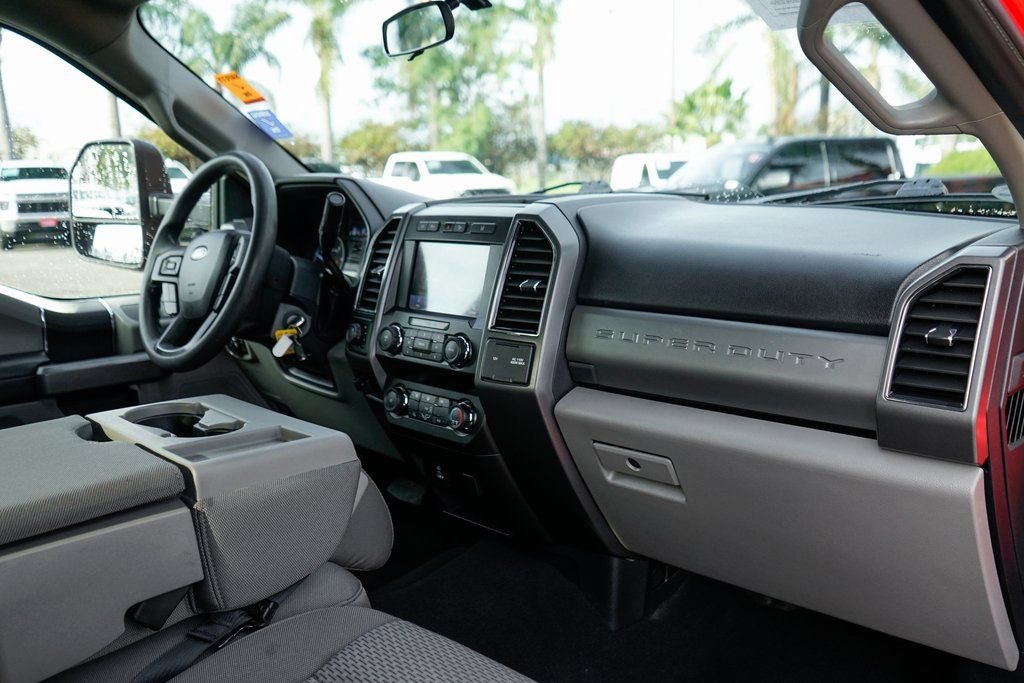 Used 2020 Ford F250 XLT w/ FX4 Off-Road Package AWD/4WD image 38