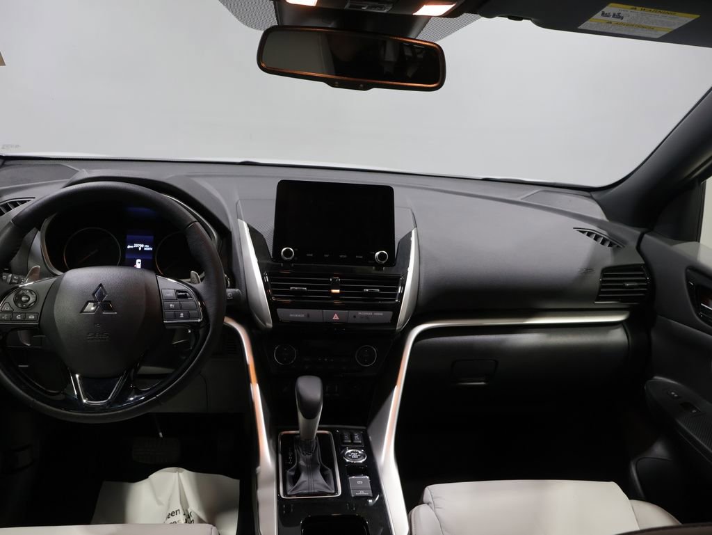 Used 2024 Mitsubishi Eclipse Cross SEL image 17