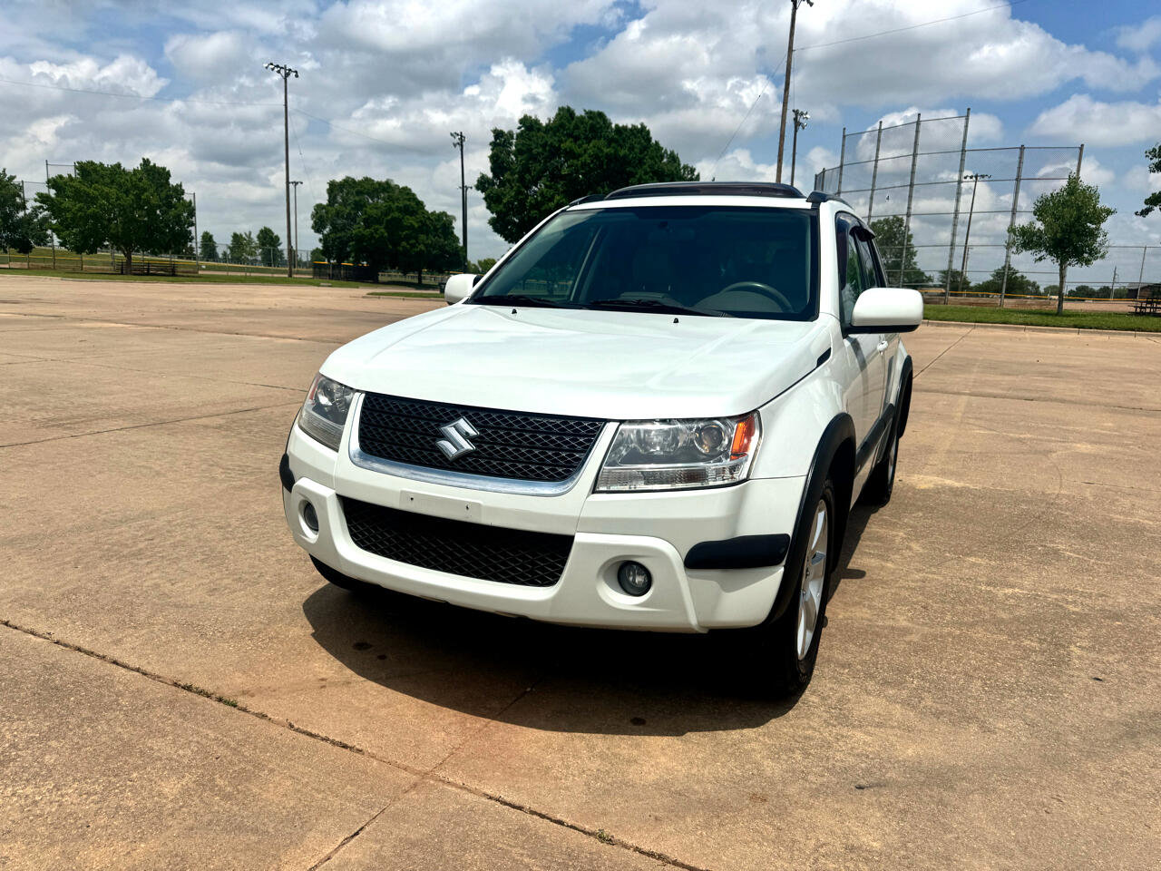 Used 2011 Suzuki Grand Vitara Limited image 4