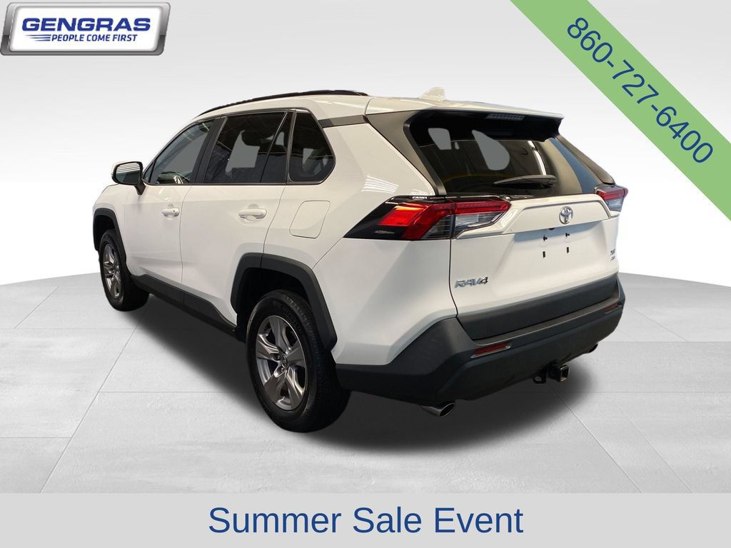 Used 2022 Toyota RAV4 XLE w/ Convenience Package AWD/4WD image 5