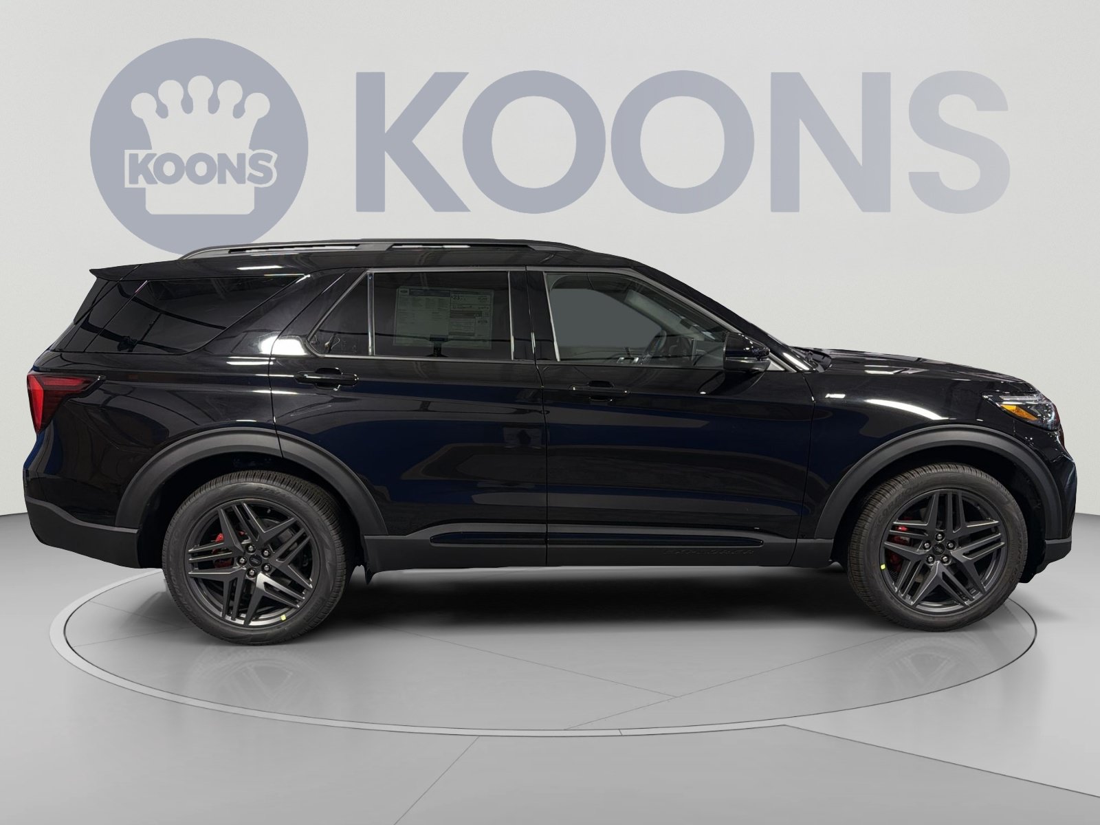 New 2026 Ford Explorer ST-Line w/ ST-Line Street Pack AWD/4WD image 8