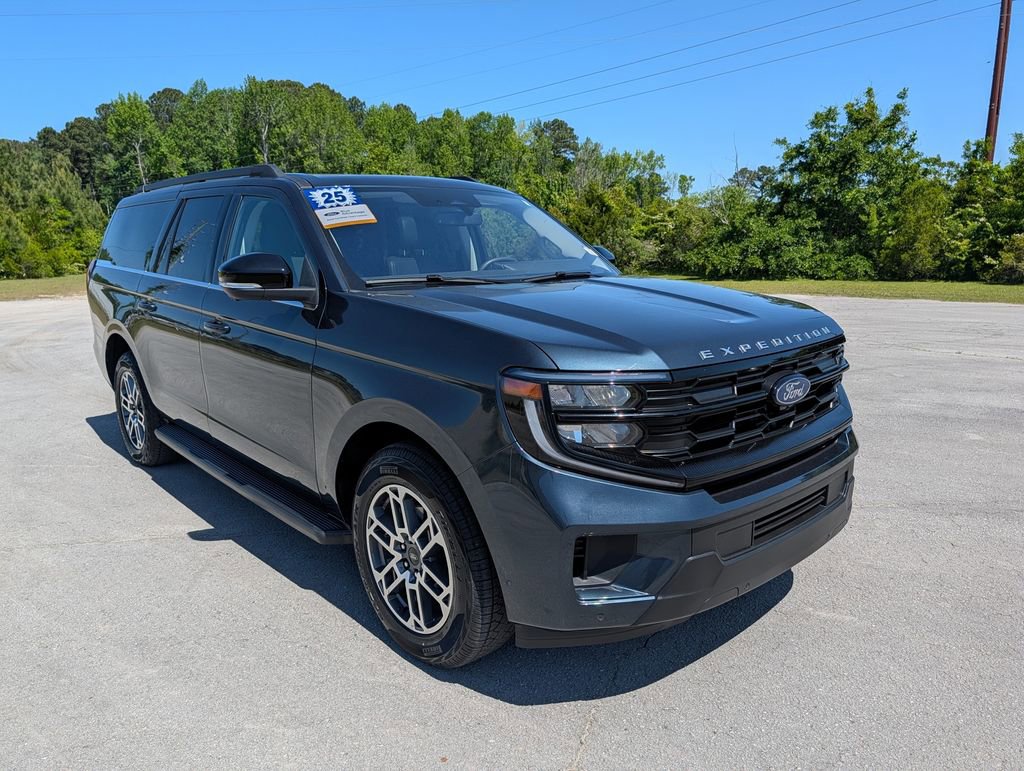 Certified 2025 Ford Expedition Max Active AWD/4WD image 2