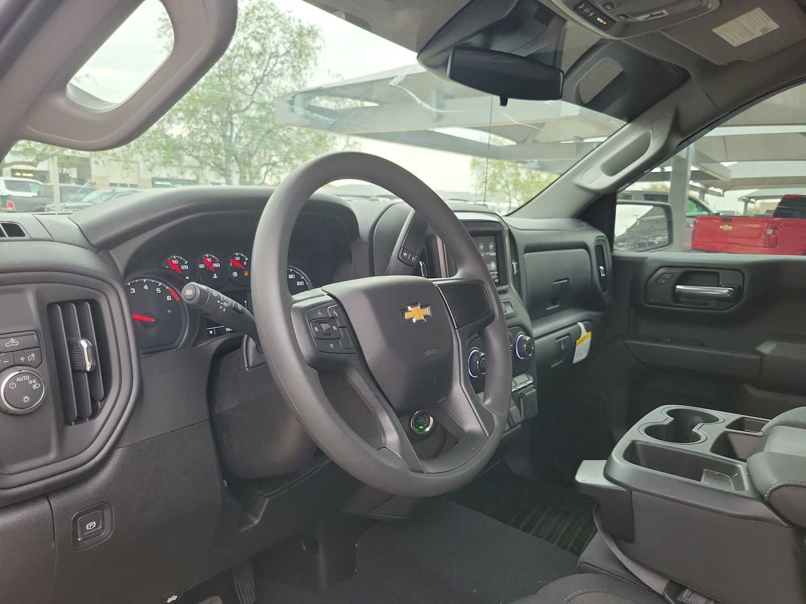 Used 2026 Chevrolet Silverado 1500 Custom image 15