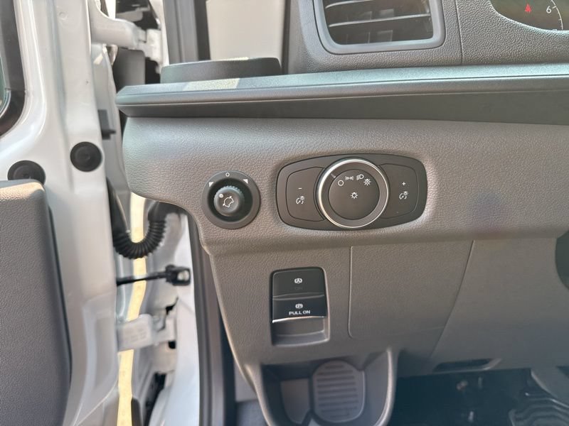 New 2025 Ford Transit 350 Low Roof RWD image 19