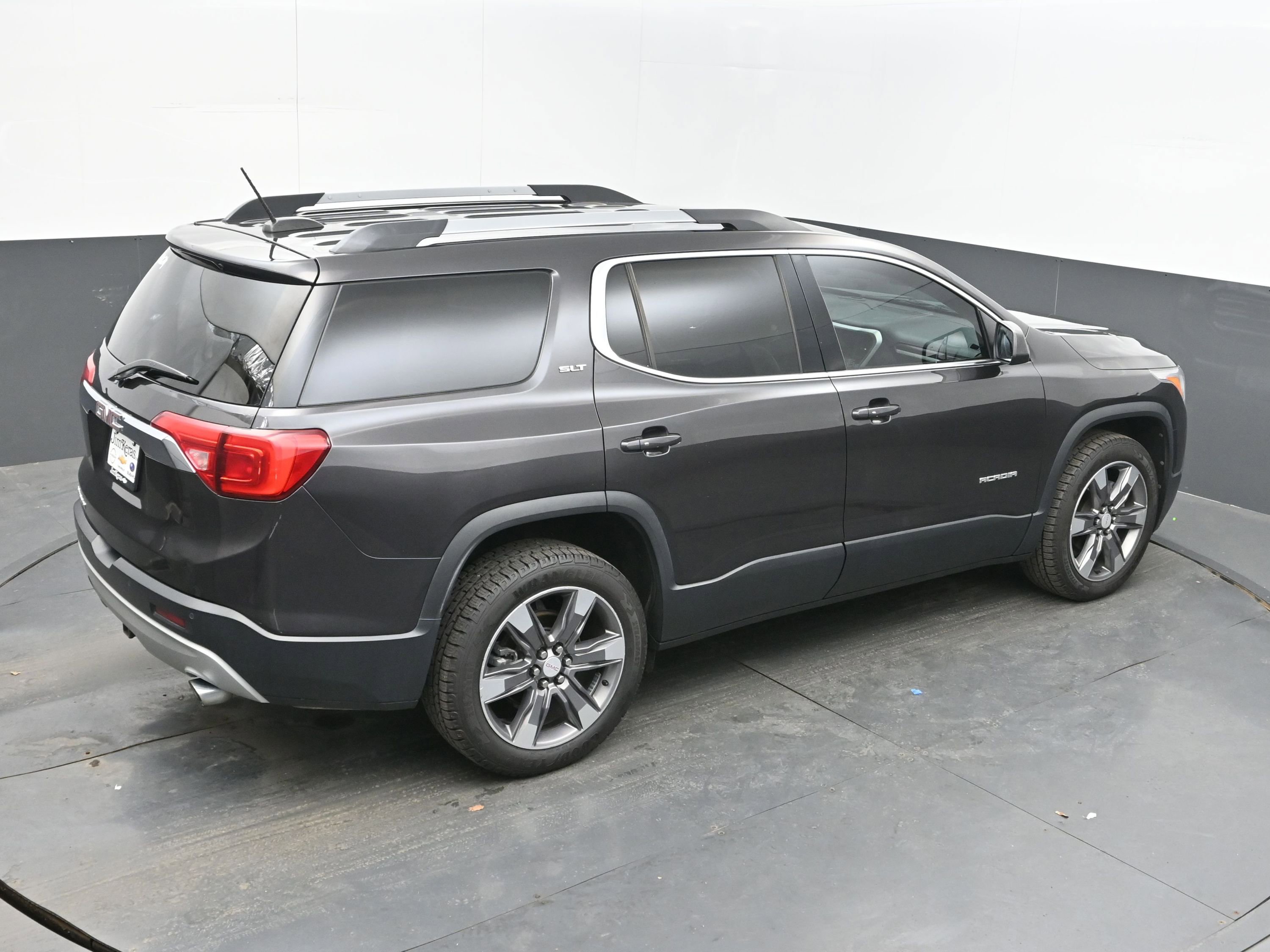 Used 2019 GMC Acadia SLT w/ LPO, Floor Liner Package image 34