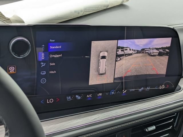 New 2026 Chevrolet Suburban Premier AWD/4WD image 20