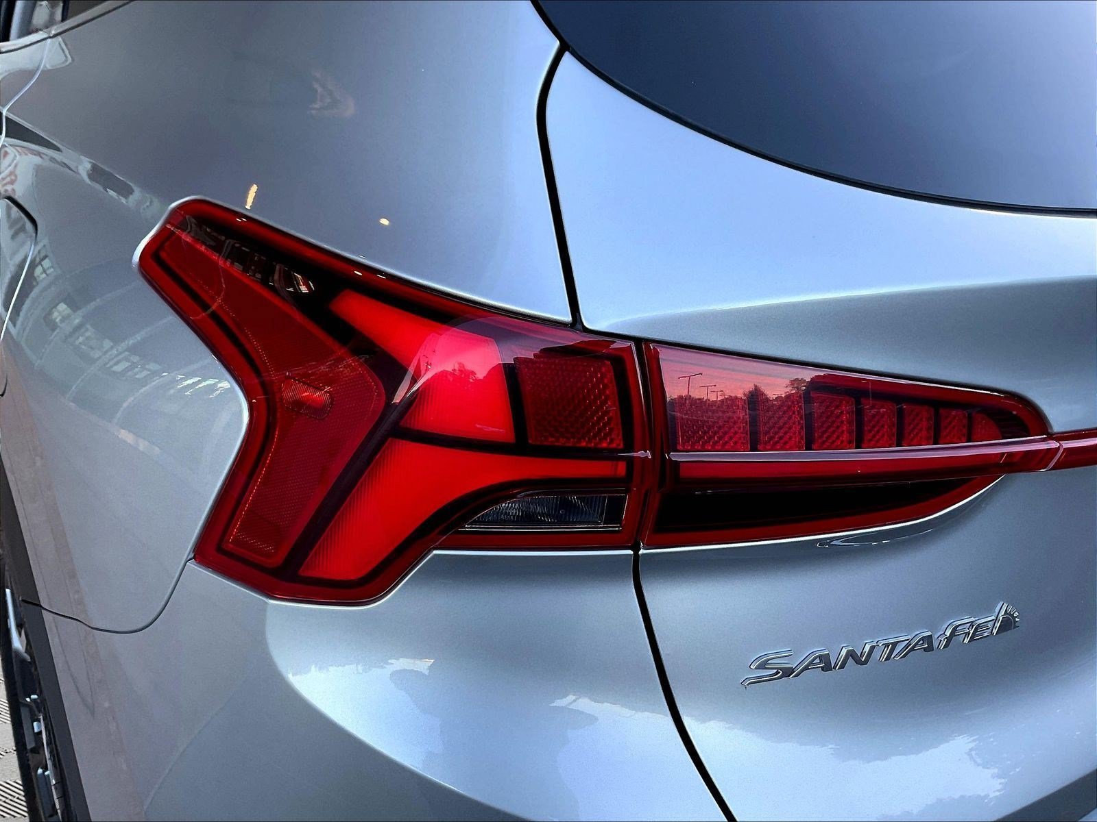 Used 2023 Hyundai Santa Fe SEL Premium AWD/4WD image 22