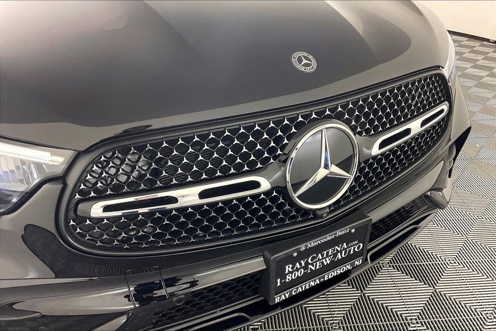 Used 2026 Mercedes-Benz GLC 300 4MATIC image 22