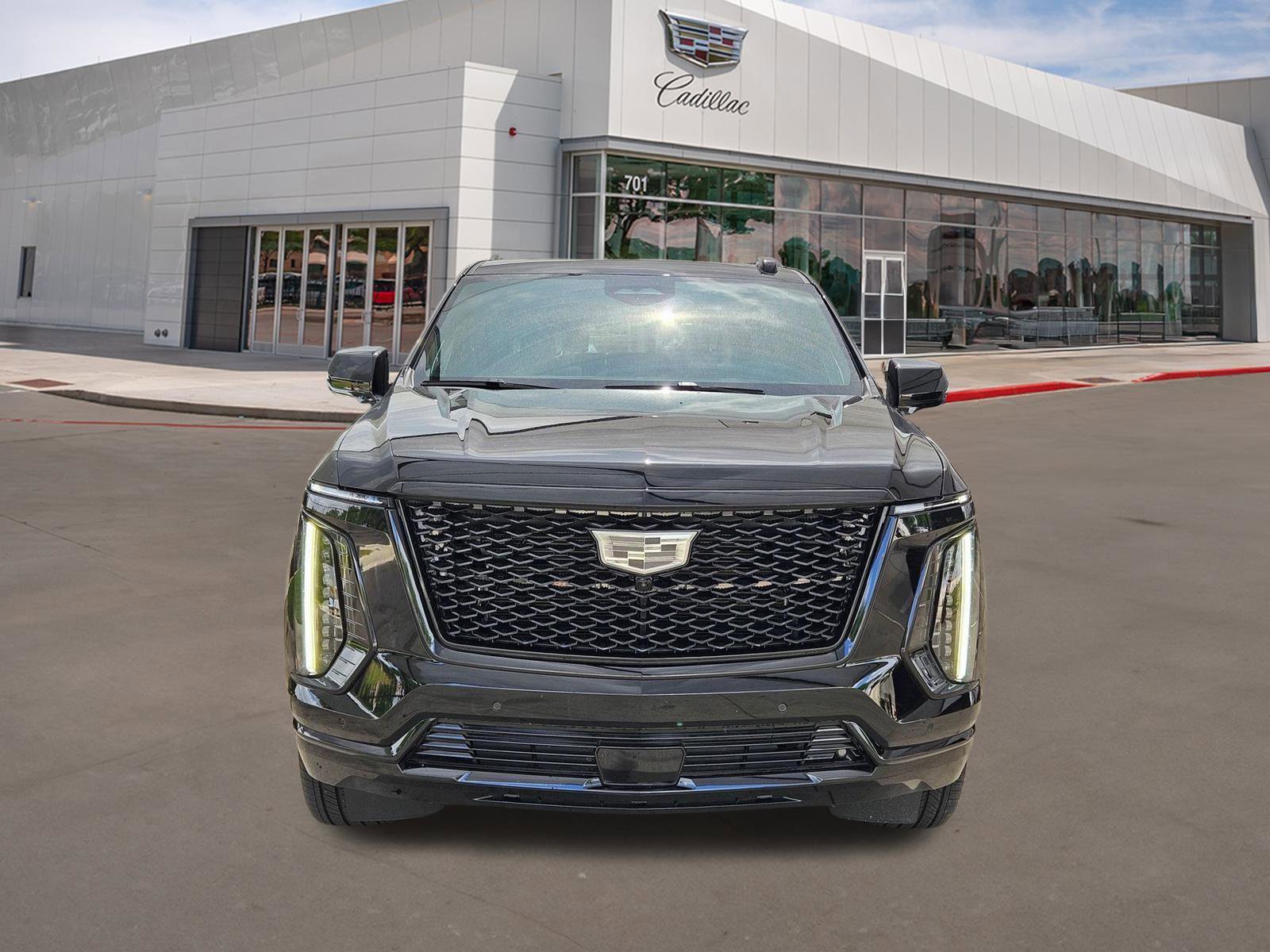 Used 2025 Cadillac Escalade Sport Platinum w/ LPO, ONYX Package AWD/4WD image 2