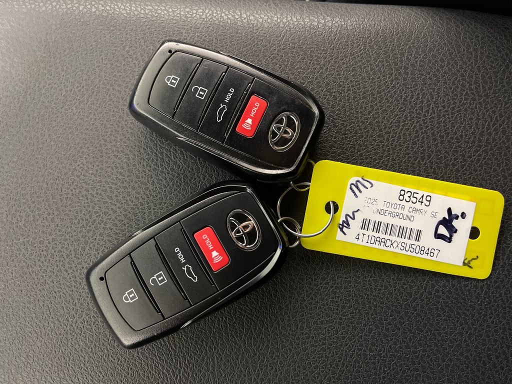 Certified 2025 Toyota Camry SE FWD image 24