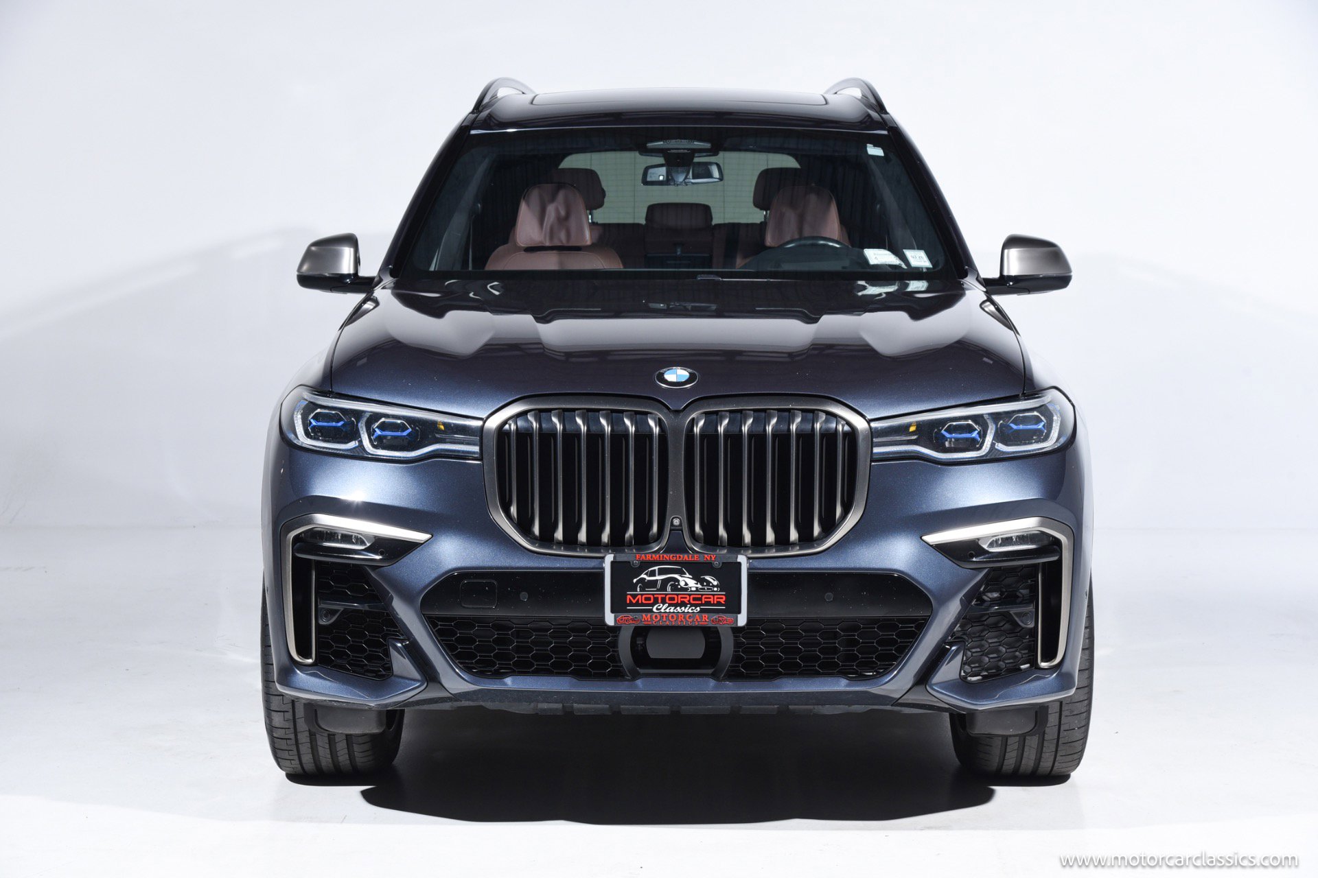 Used 2021 BMW X7 M50i image 2