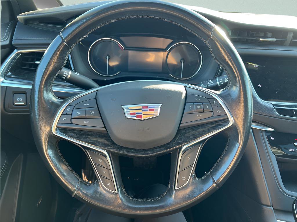 Used 2021 Cadillac XT5 Premium Luxury image 9