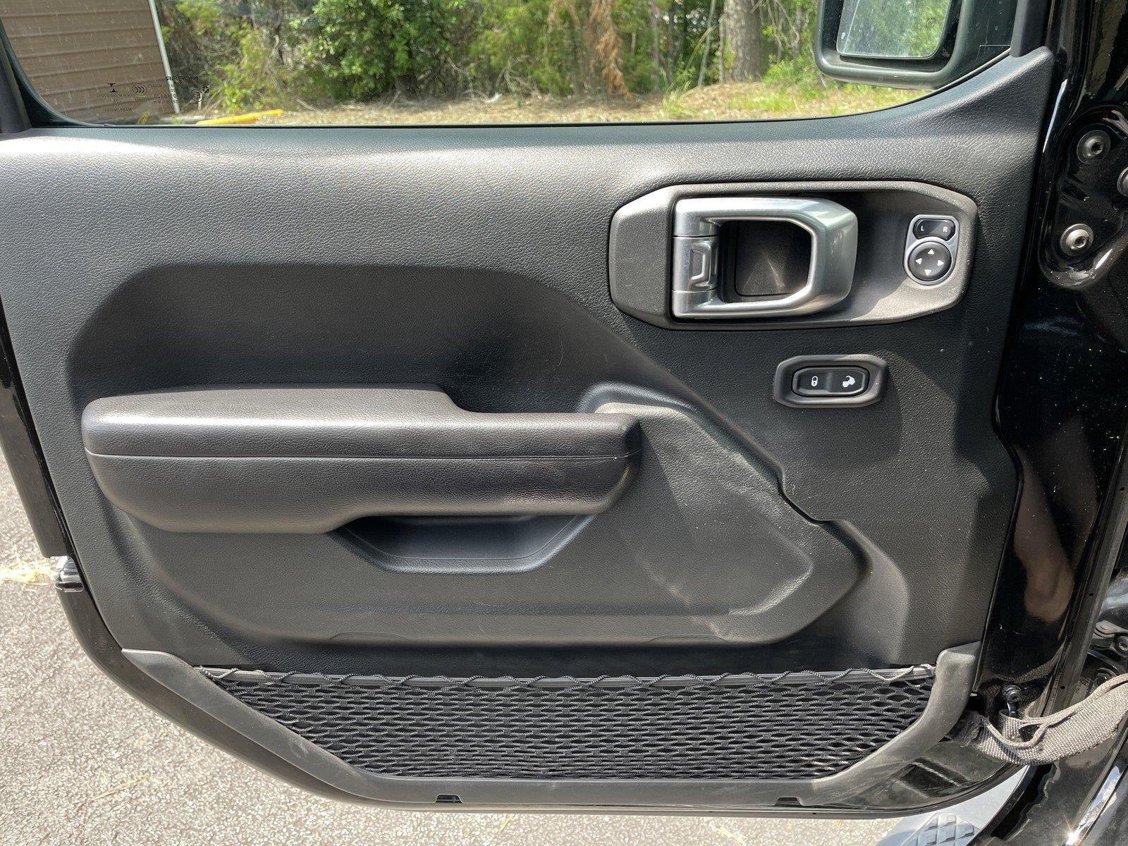 Used 2020 Jeep Gladiator Sport AWD/4WD image 33