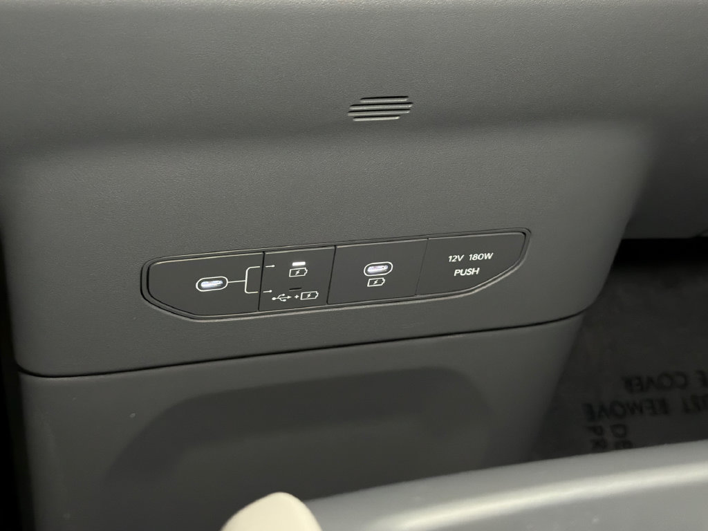 Certified 2024 Kia EV9 Wind AWD/4WD image 35
