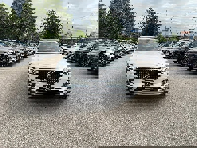 New 2025 Volvo V90 B6 Cross Country Ultra w/ Protection Package Premier image 9