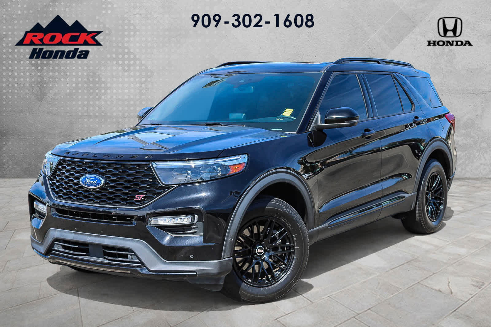 Used 2020 Ford Explorer ST w/ Premium Technology Package