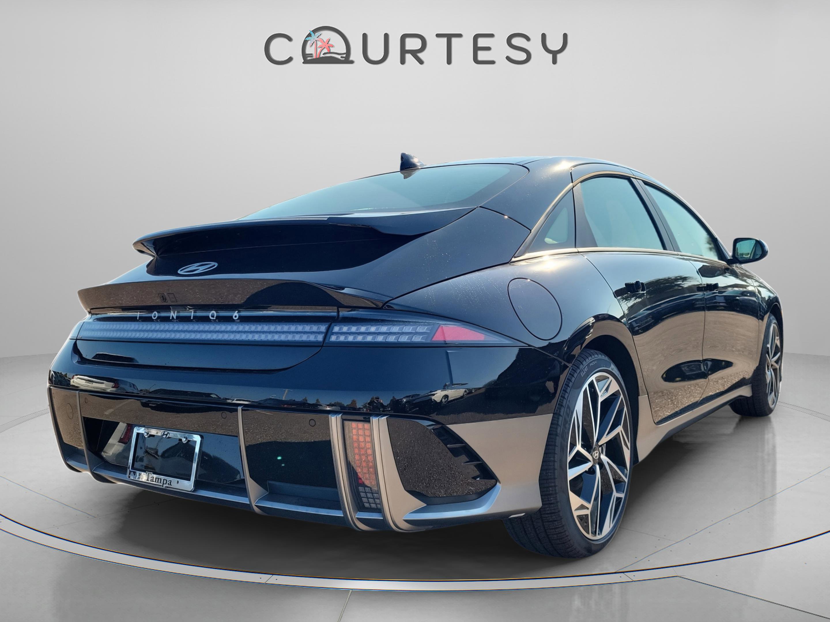 New 2025 Hyundai Ioniq 6 SEL image 3