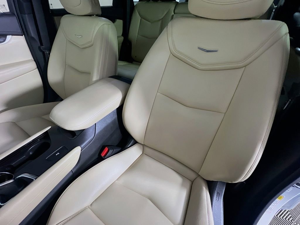 Used 2017 Cadillac XT5 FWD image 20