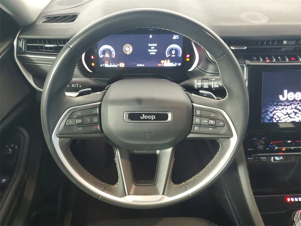 Used 2024 Jeep Grand Cherokee L Laredo image 15