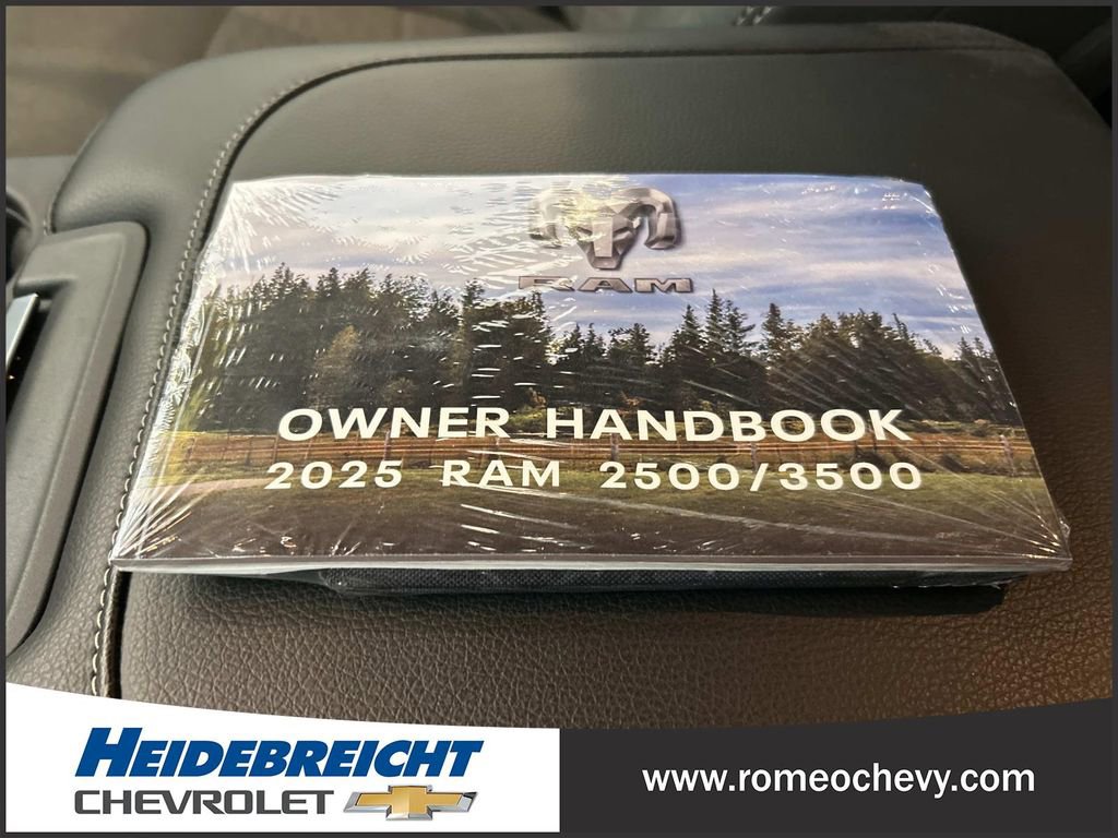 Used 2025 RAM 3500 Big Horn image 29