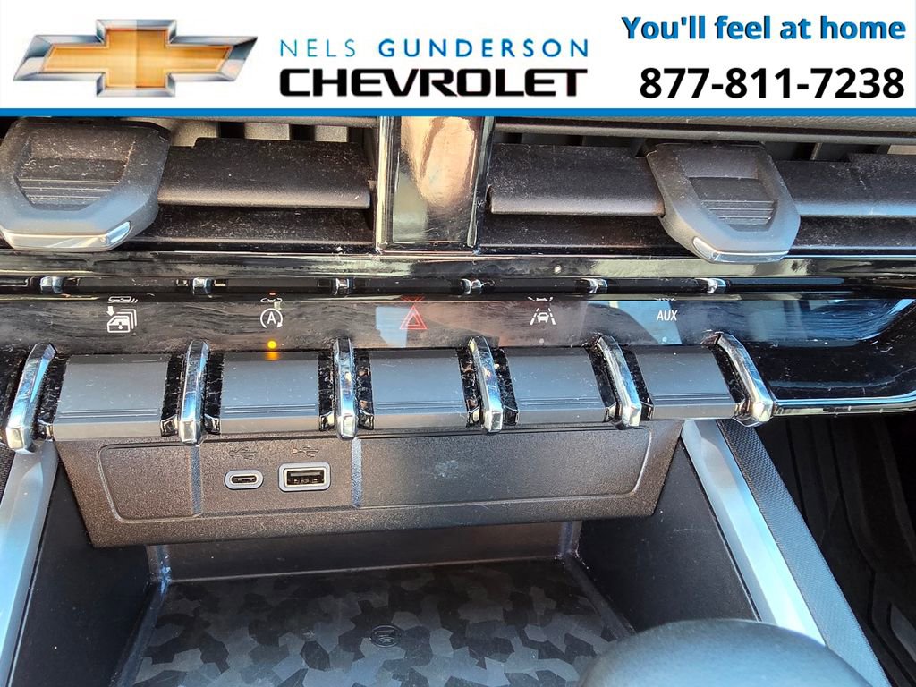 Used 2023 Chevrolet Colorado LT w/ LT Convenience Package II AWD/4WD image 23
