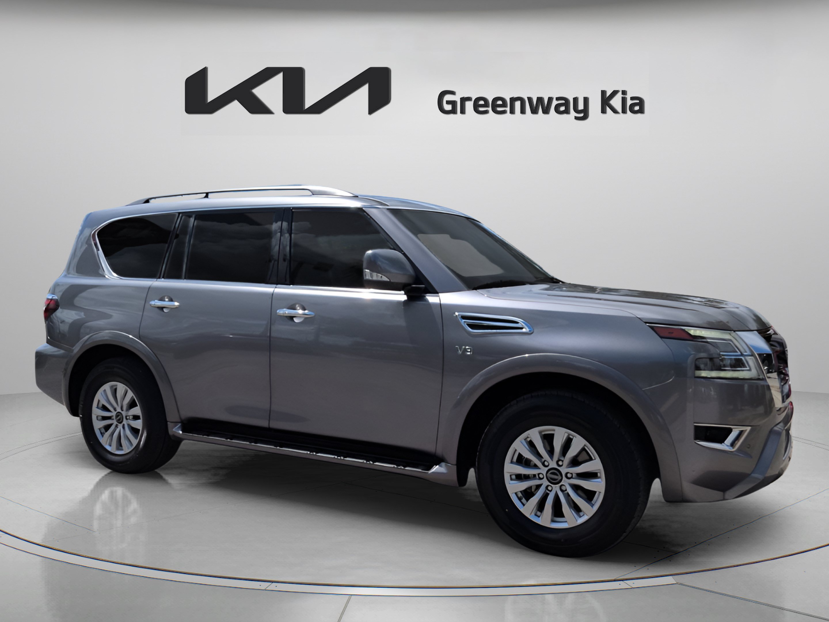 Used 2022 Nissan Armada SV w/ Cargo Package RWD image 3