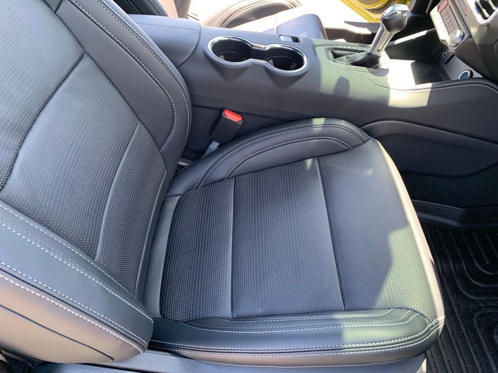Used 2025 Ford Mustang GT Premium RWD image 30