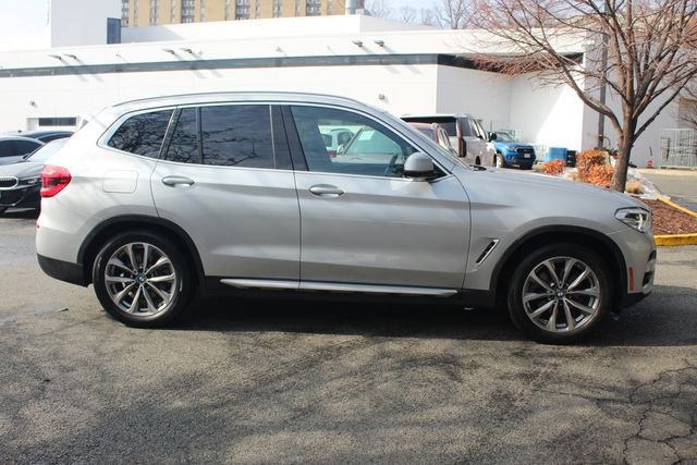 Used 2019 BMW X3 xDrive30i w/ Premium Package image 11