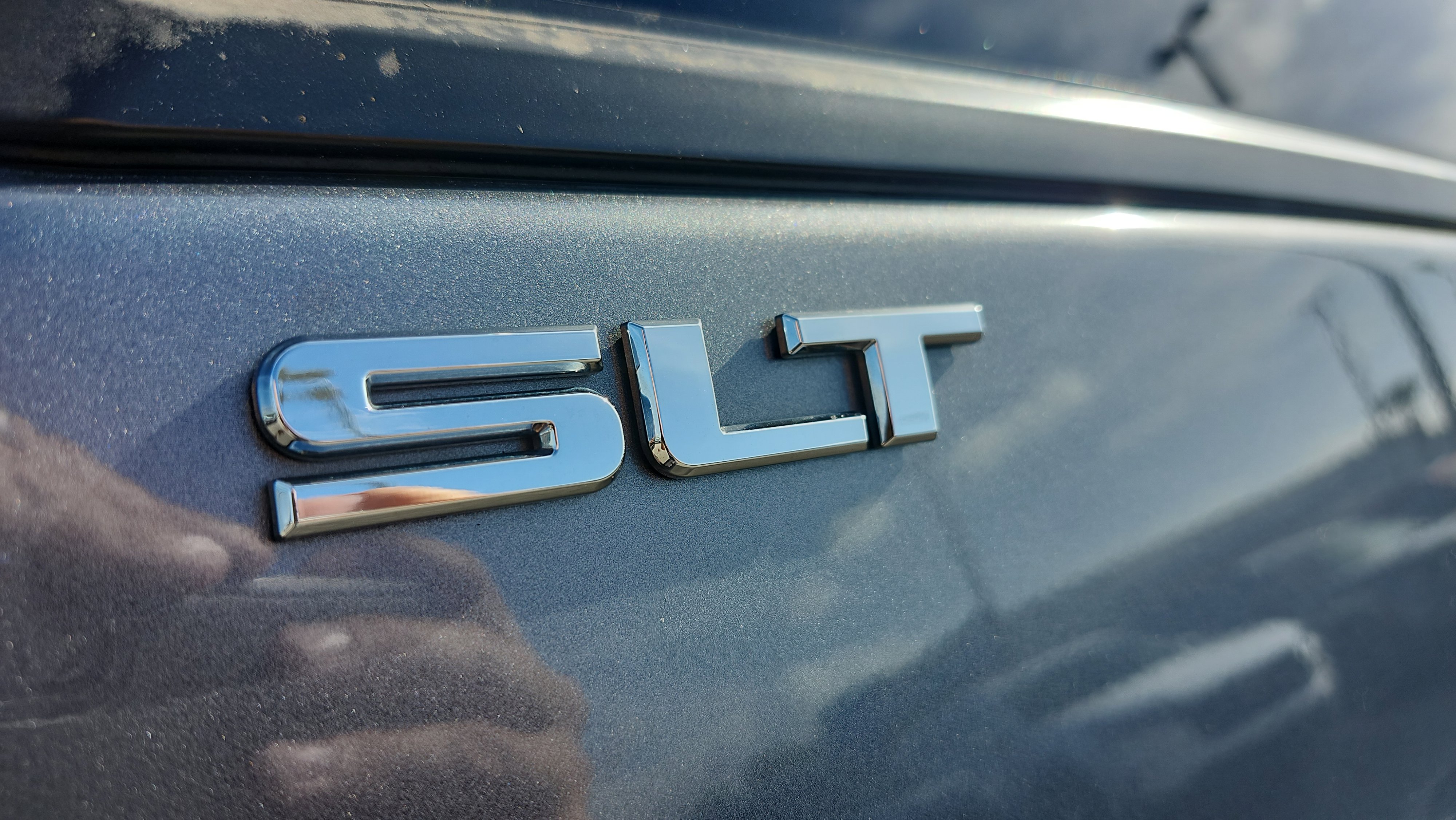 Used 2021 GMC Terrain SLT image 18