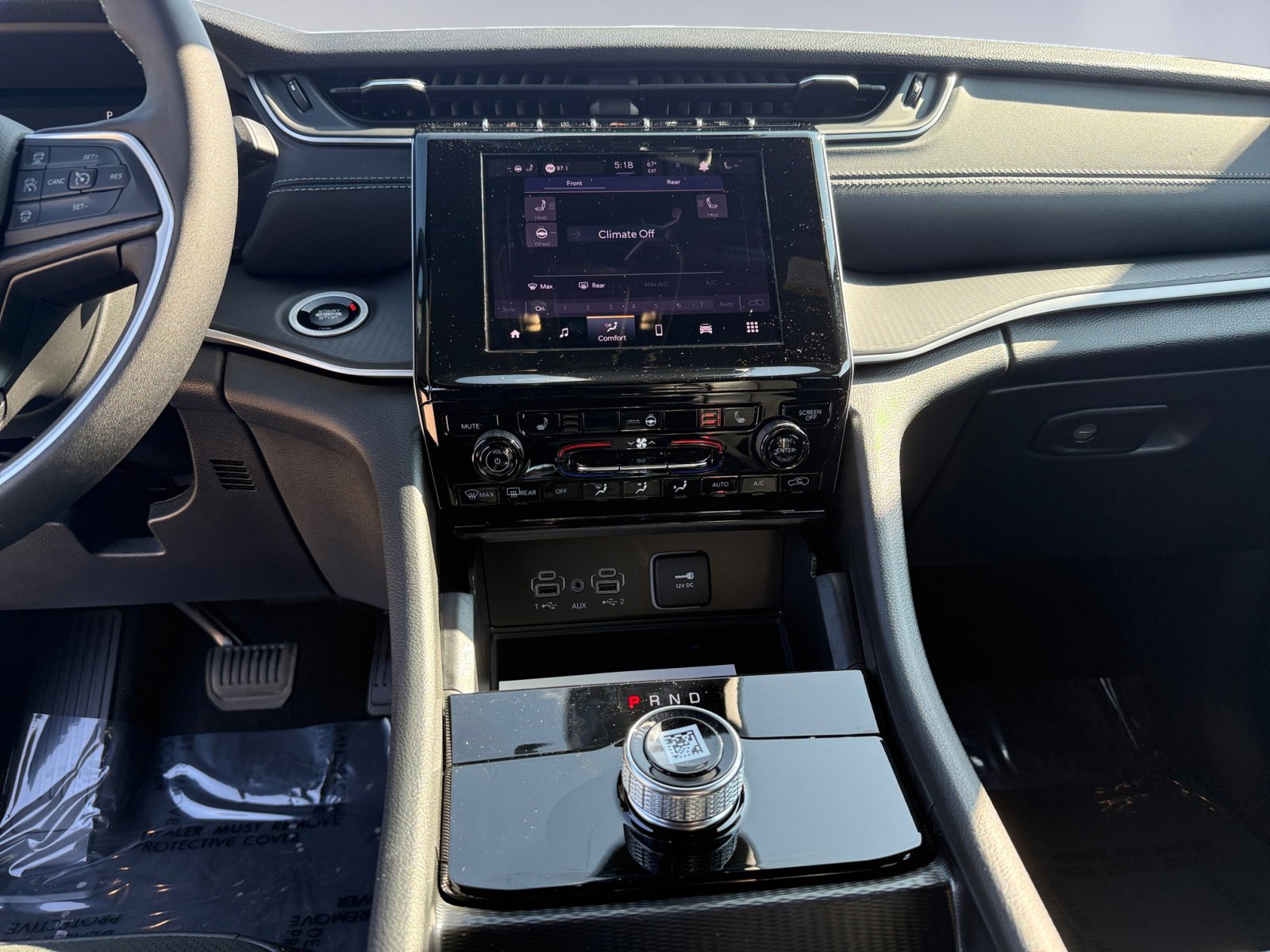 New 2025 Jeep Grand Cherokee L Altitude image 11