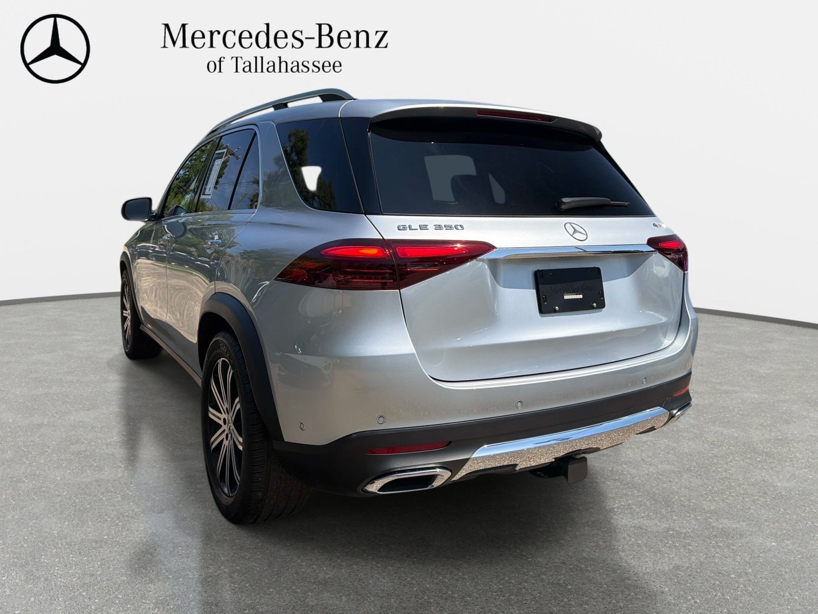 Certified 2025 Mercedes-Benz GLE 350 4MATIC w/ Winter Package image 7