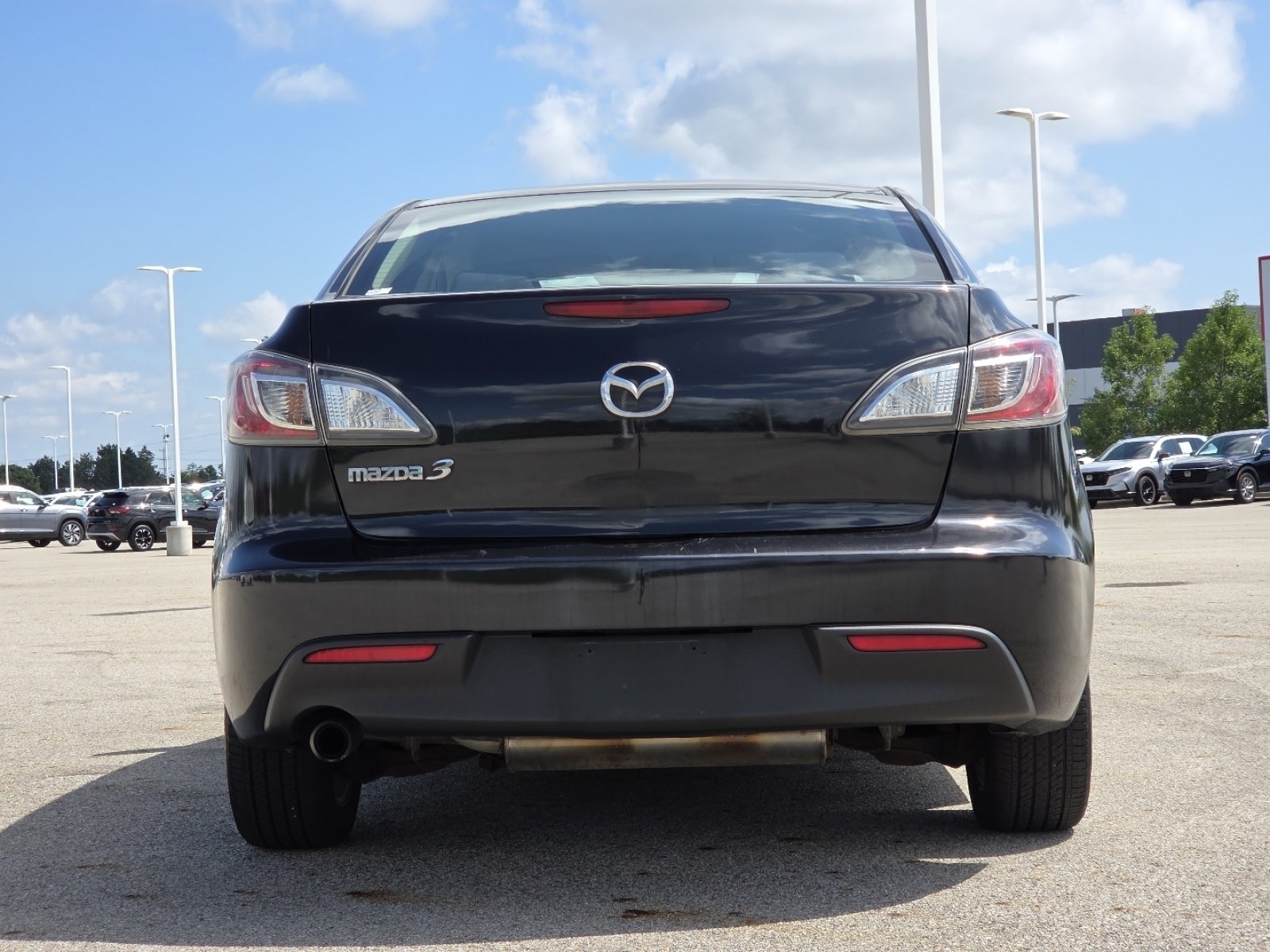 Used 2011 MAZDA MAZDA3 i Touring FWD image 12