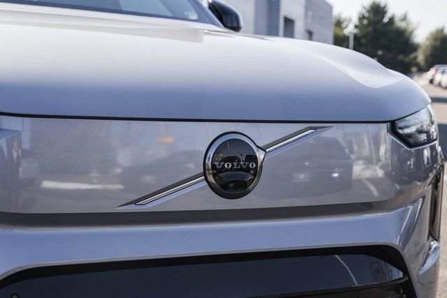 New 2026 Volvo EX90 Ultra image 12
