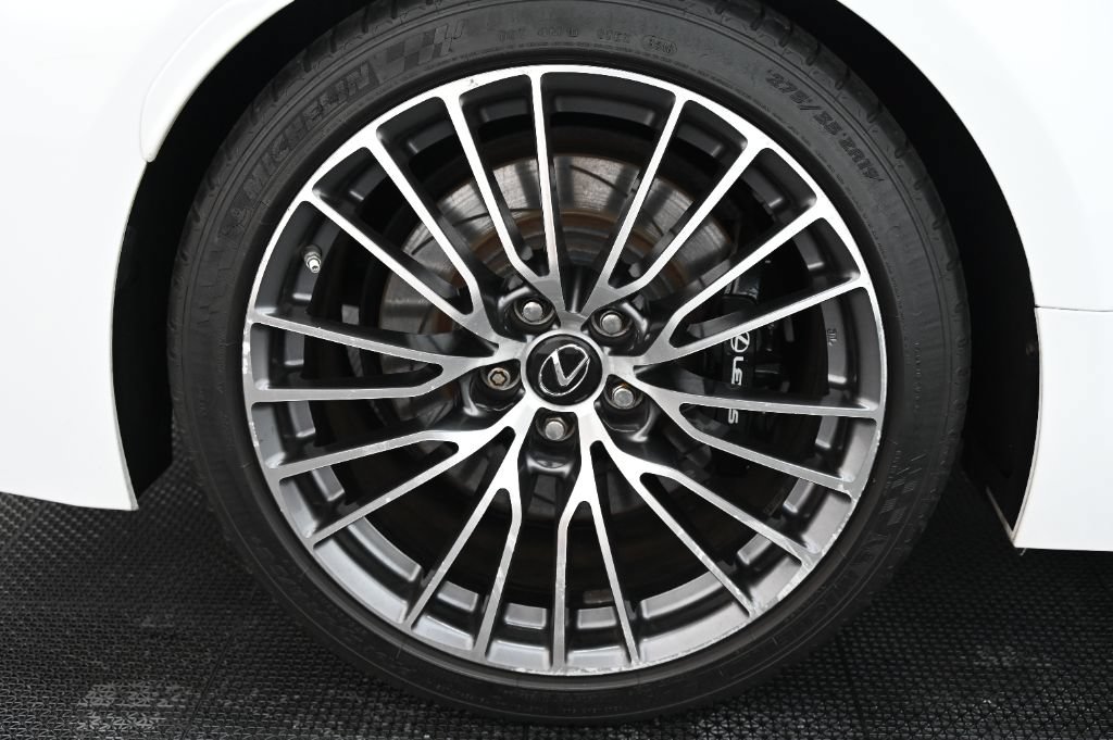 Used 2015 Lexus RC F w/ Premium Package RWD image 46