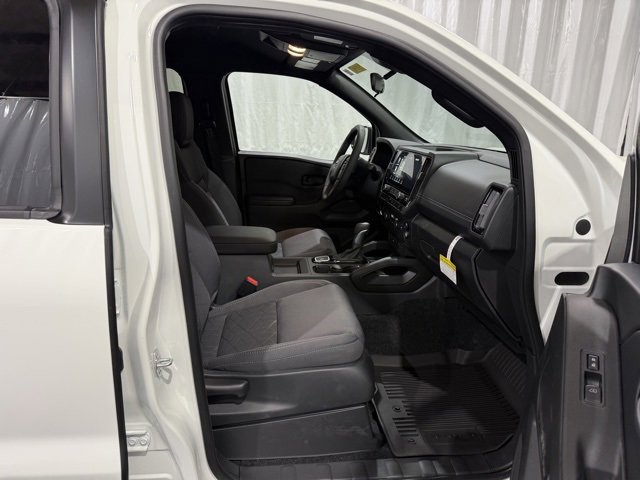 New 2026 Nissan Frontier SV w/ All-Weather Content Package image 15