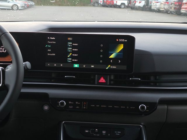 New 2026 Kia Carnival EX image 22