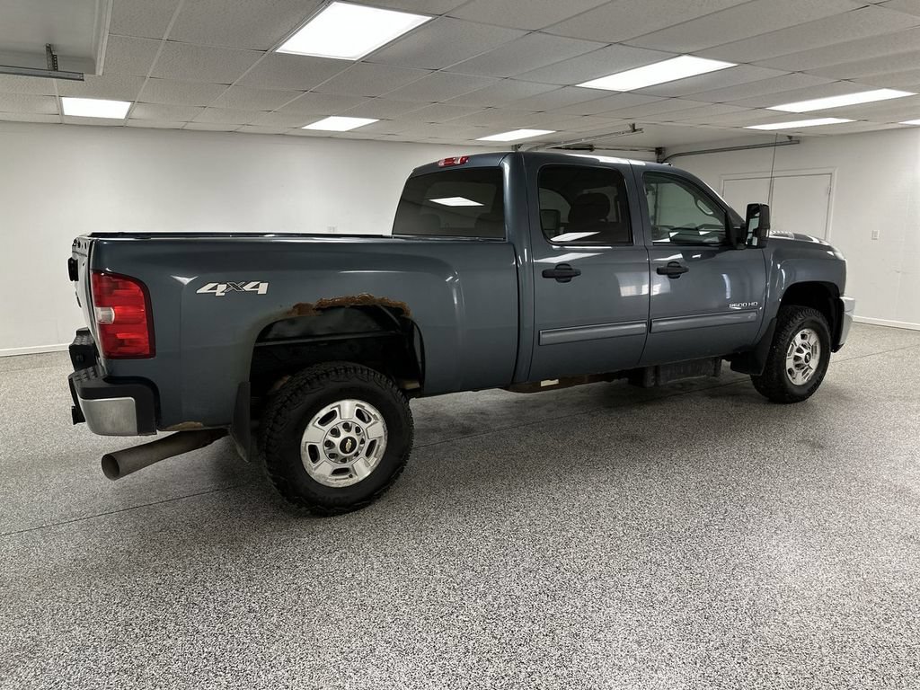 Used 2014 Chevrolet Silverado 2500 LT w/ Interior Plus Package AWD/4WD image 8