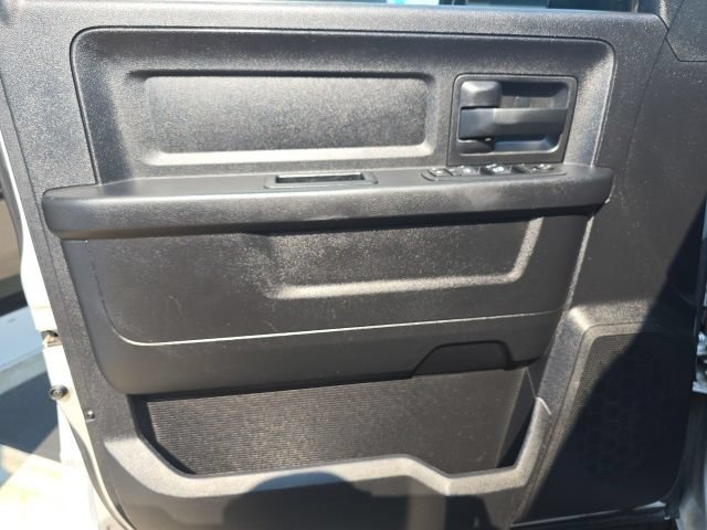 Used 2016 RAM 2500 Tradesman w/ Chrome Appearance Group AWD/4WD image 14