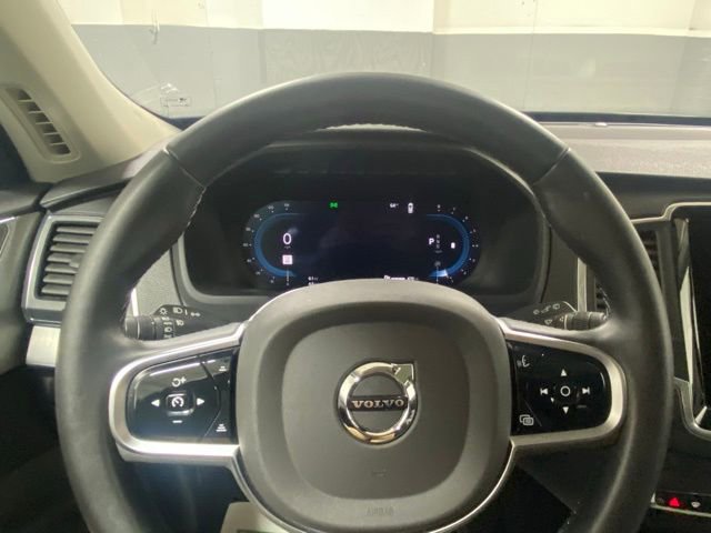 Certified 2025 Volvo XC90 B5 Core image 15