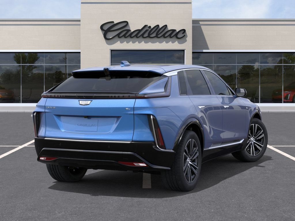 New 2027 Cadillac Lyriq Premium Luxury AWD/4WD image 4
