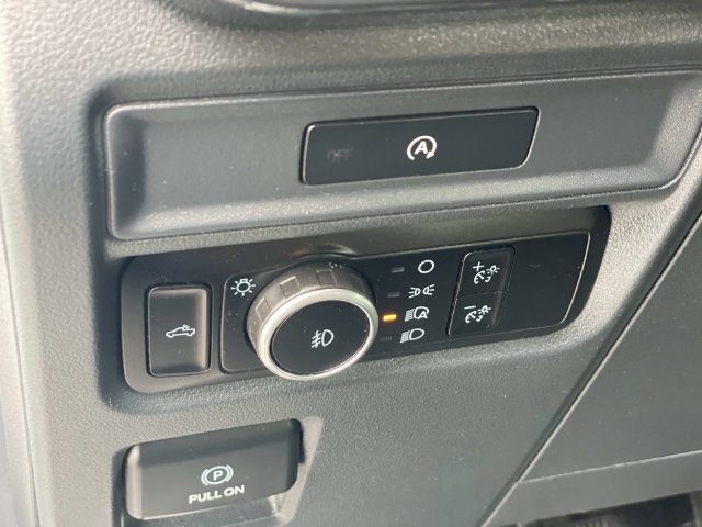 Used 2025 Ford F150 STX w/ Equipment Group 200A RWD image 19