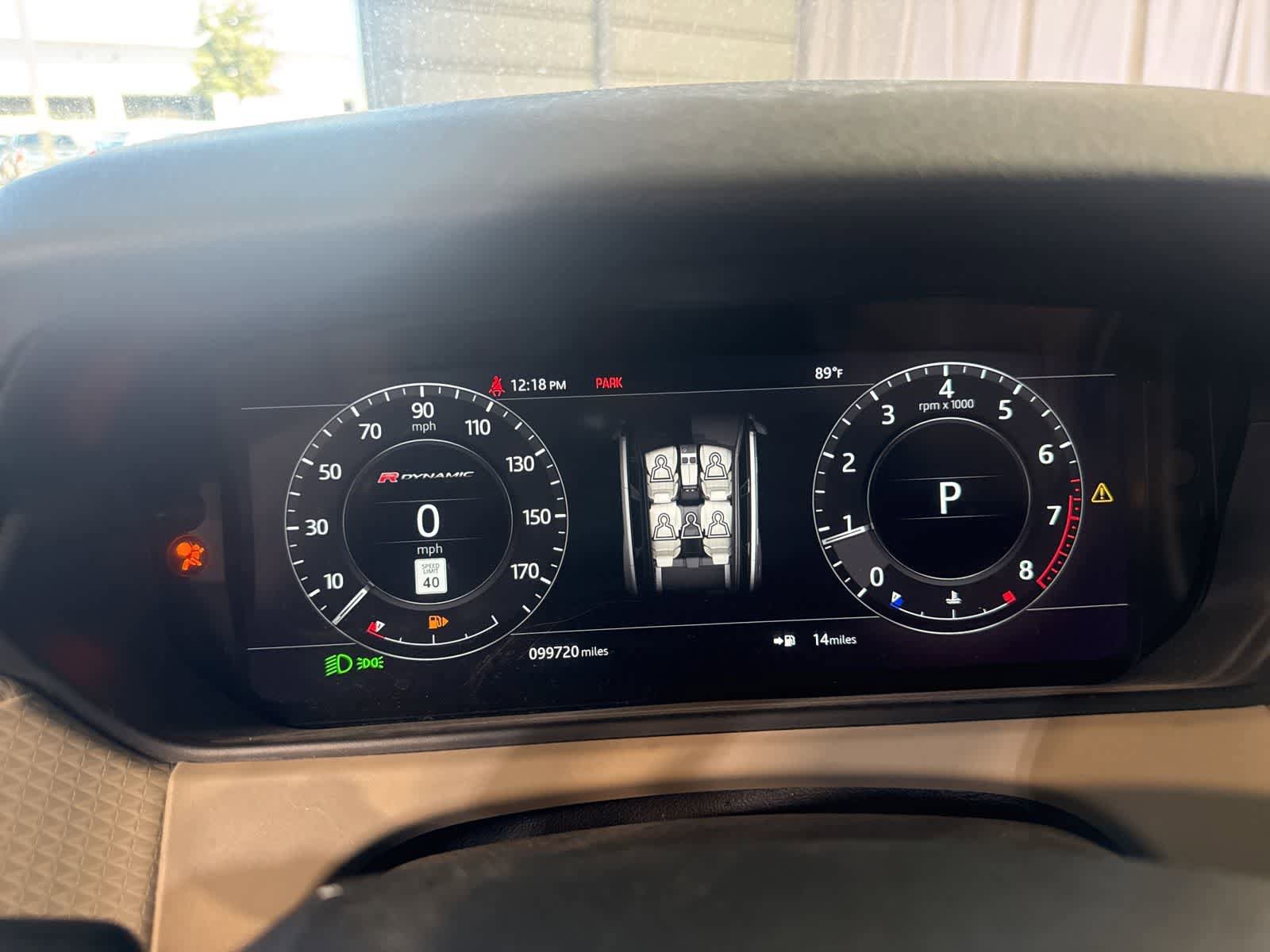 Used 2018 Land Rover Range Rover Velar R-Dynamic SE AWD/4WD image 21