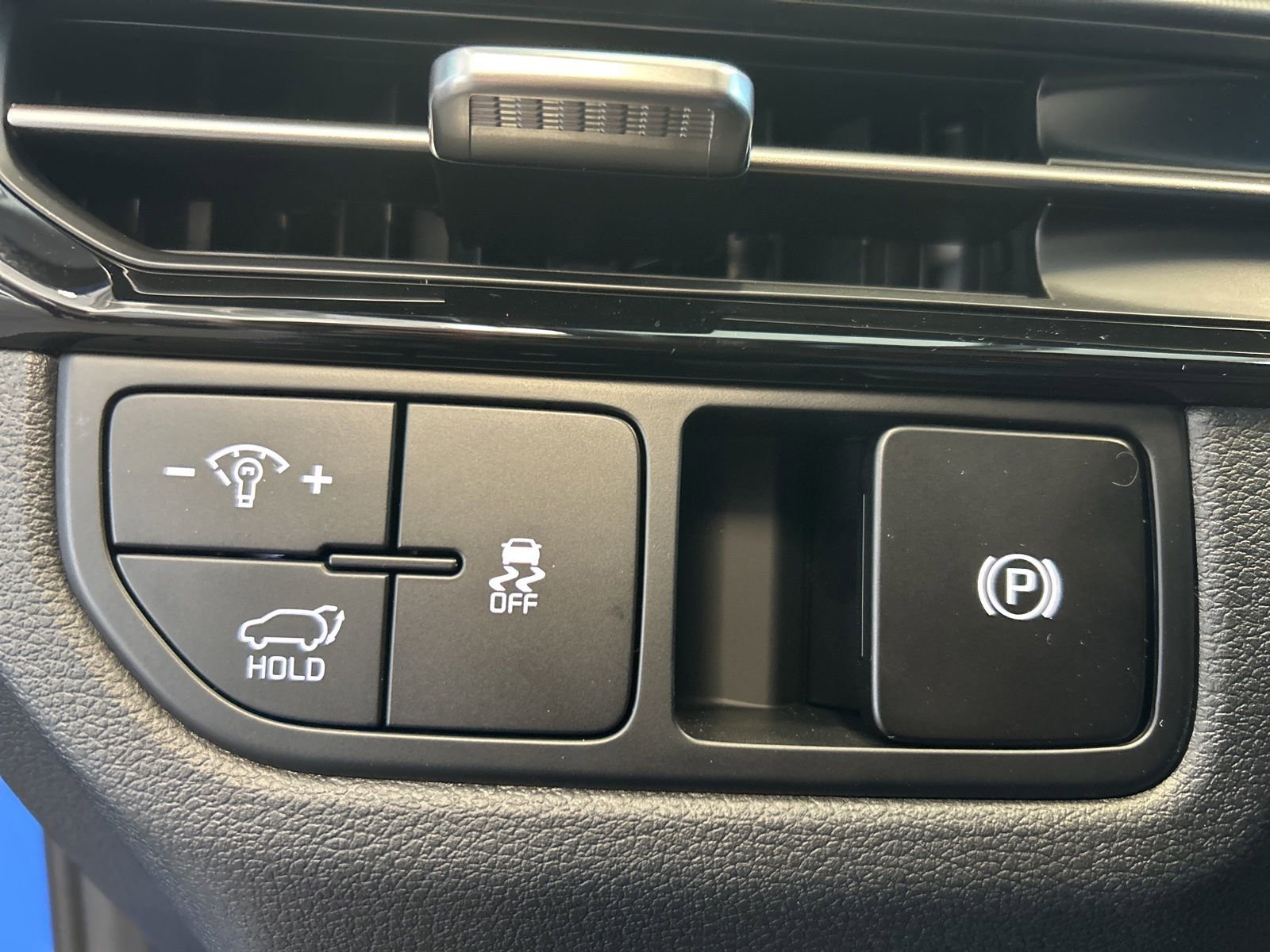 New 2026 Kia Sportage EX image 17