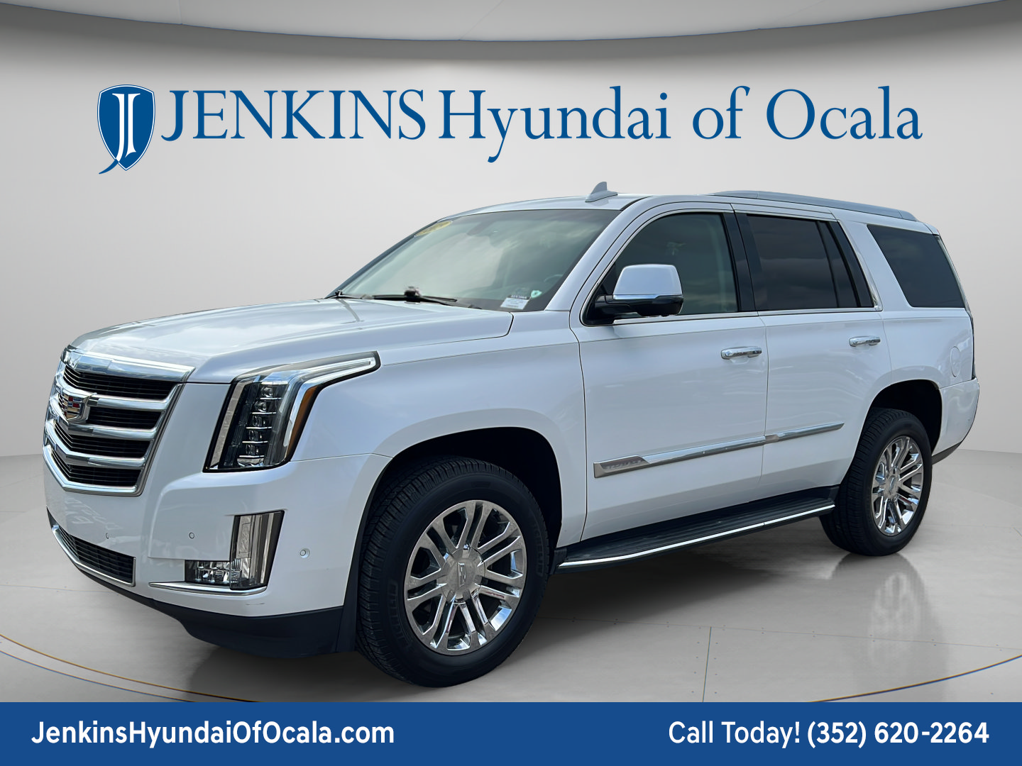 Used 2018 Cadillac Escalade 2WD image 7