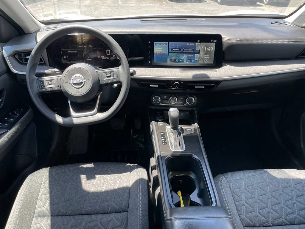 Certified 2025 Nissan Kicks SV w/ Illumination Package AWD/4WD image 9