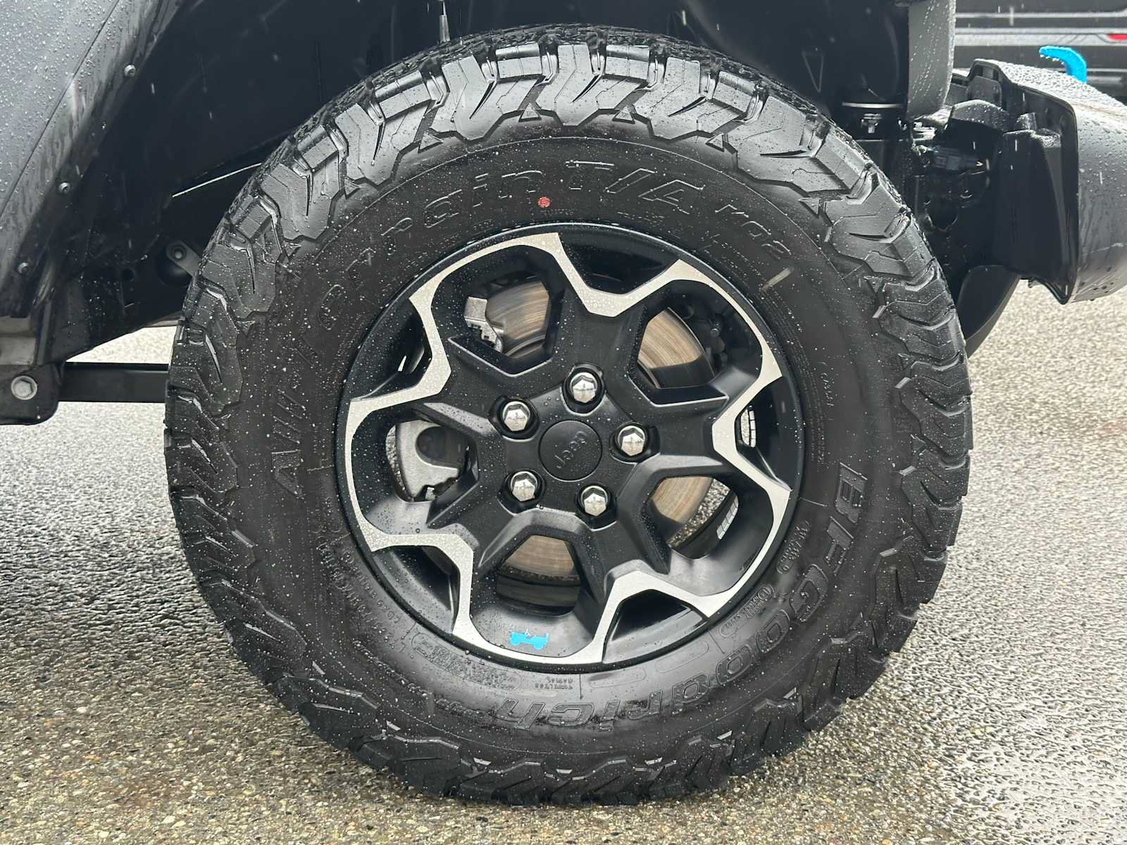 Used 2022 Jeep Wrangler Unlimited Rubicon 4xe AWD/4WD image 9