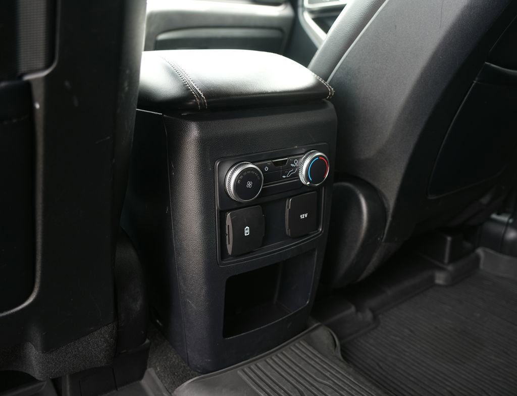 Used 2020 Ford Explorer XLT w/ Equipment Group 202A image 25