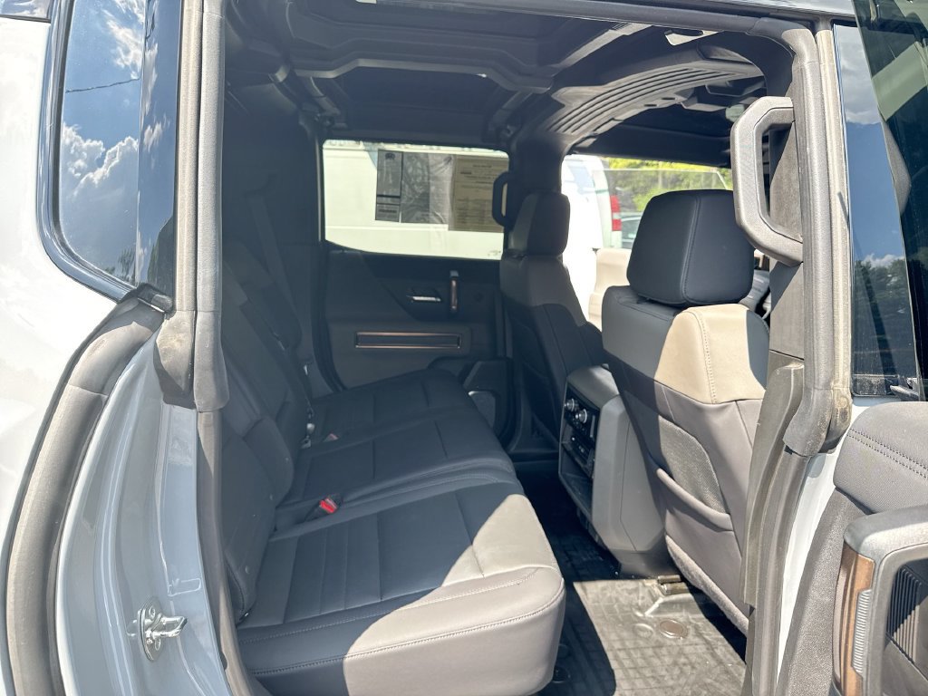 Used 2025 GMC Hummer EV 3X AWD/4WD image 29