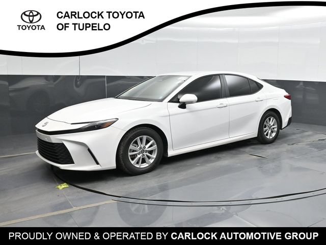 Used 2025 Toyota Camry SE FWD image 8