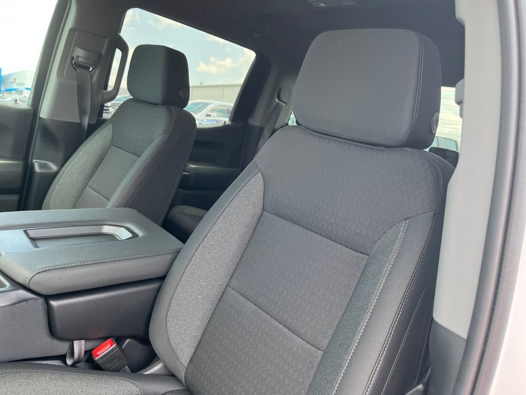 New 2026 Chevrolet Silverado 1500 Custom AWD/4WD image 11